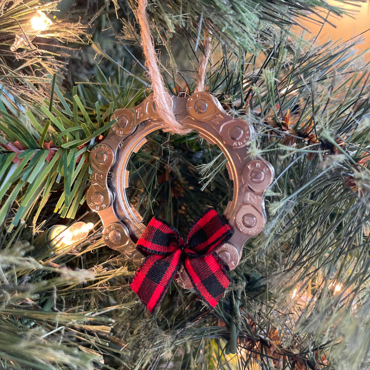 Chain Link Ornament